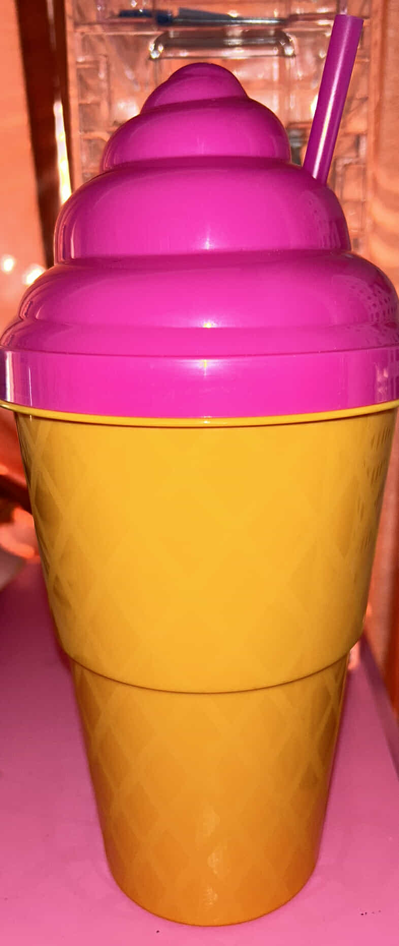 Big Ice Cream Tumbler With Straw